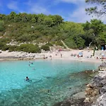 Apartman By The Sea Zavalatica, Korcula - 546 Zavalatica